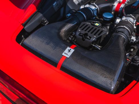 Used 2015 Ferrari 458 Speciale Coupe RWD image 92