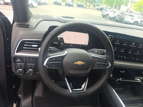 New 2026 Chevrolet Tahoe Premier w/ Sun And Tow Package AWD/4WD image 18