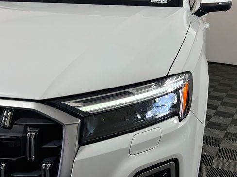 Used 2025 Audi Q7 3.0T Premium Plus AWD/4WD image 11