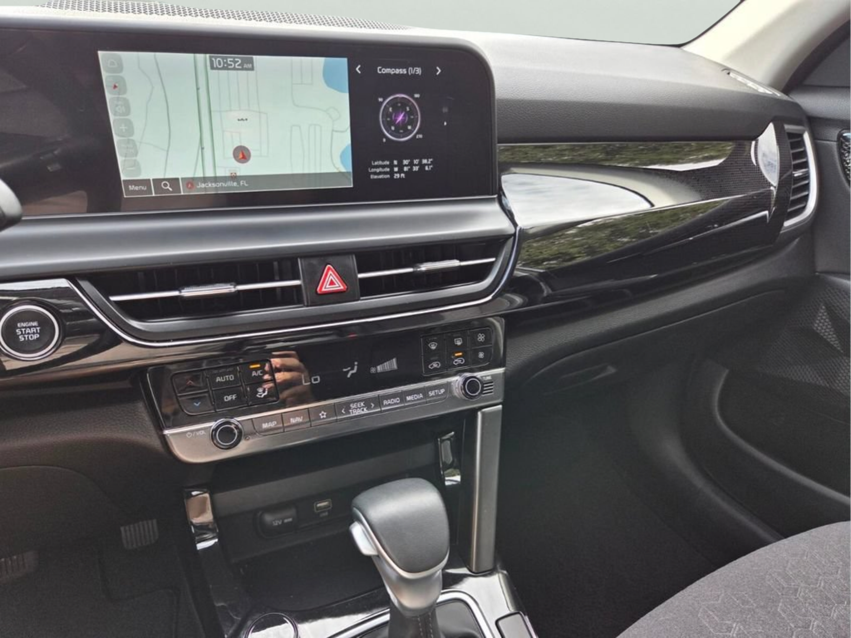 Certified 2025 Kia Seltos S FWD image 29