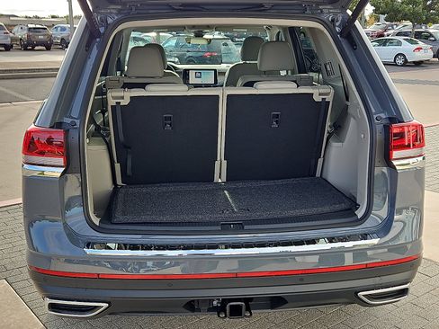 New 2026 Volkswagen Atlas SE image 6