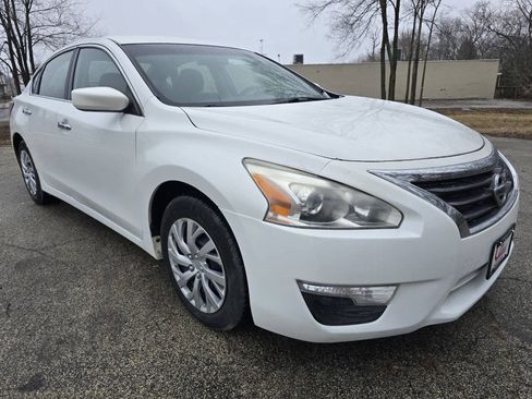 Used 2015 Nissan Altima 2.5 S w/ Power Driver Seat Package FWD image 3