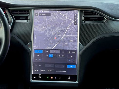 Used 2016 Tesla Model X 90D AWD/4WD image 17