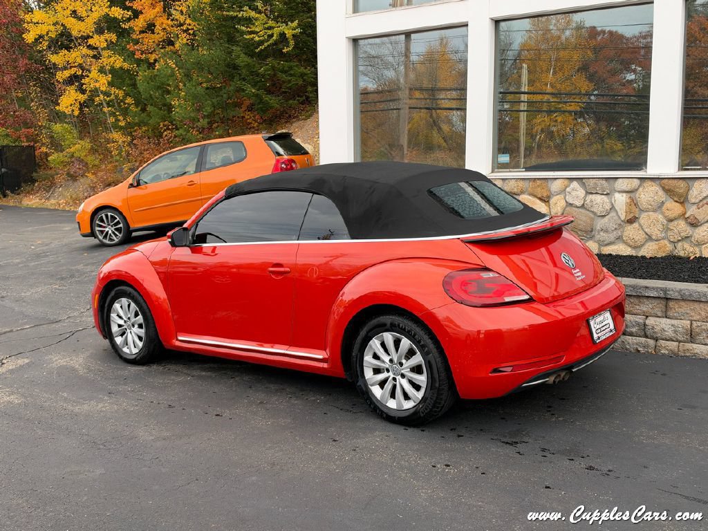Used 2019 Volkswagen Beetle 2.0T S FWD image 14