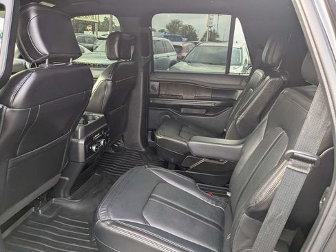 Used 2019 Ford Expedition Limited RWD image 15