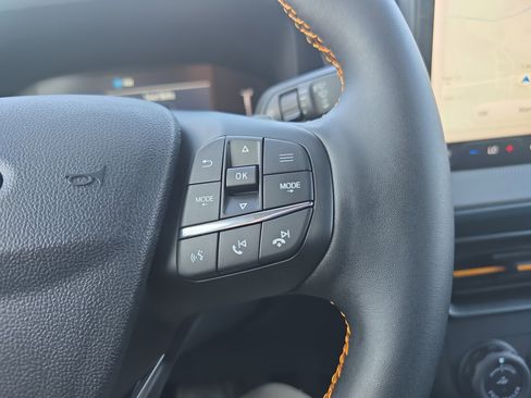 New 2025 Ford Maverick Tremor image 24