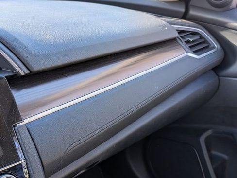 Used 2019 Honda Civic EX image 22