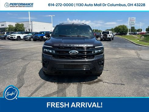 Used 2024 Ford Expedition Limited AWD/4WD image 9