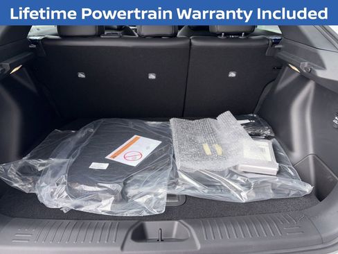 New 2026 Nissan Leaf Platinum+ w/ Cargo Package (Platinum+) FWD image 5