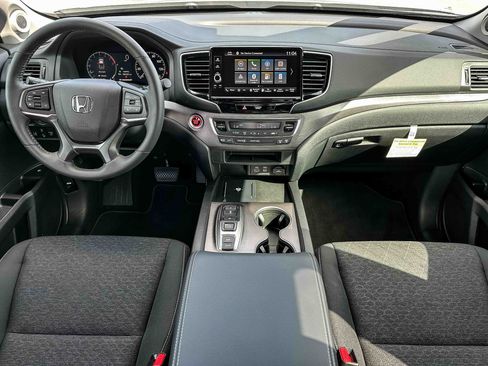 Used 2025 Honda Ridgeline Sport image 20