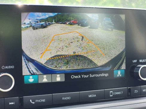 Used 2024 Honda Accord EX image 4