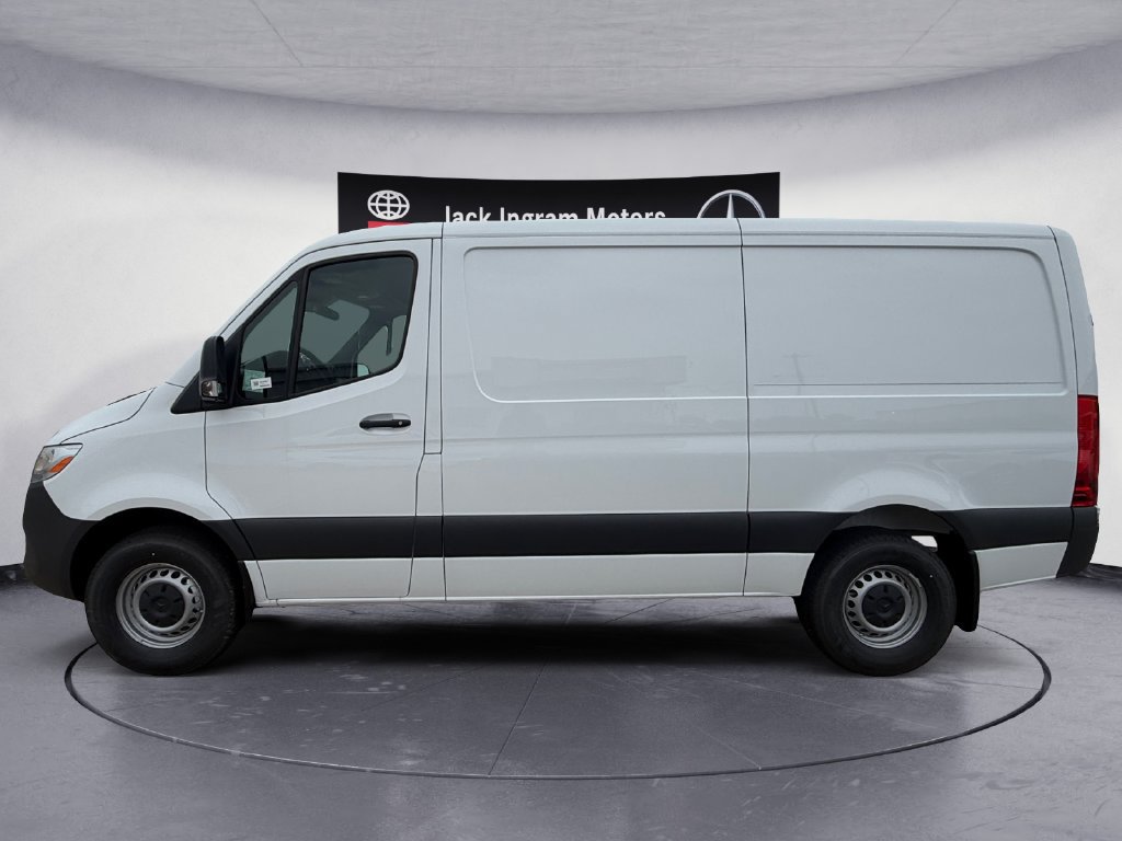New 2026 Mercedes-Benz Sprinter 2500 image 2