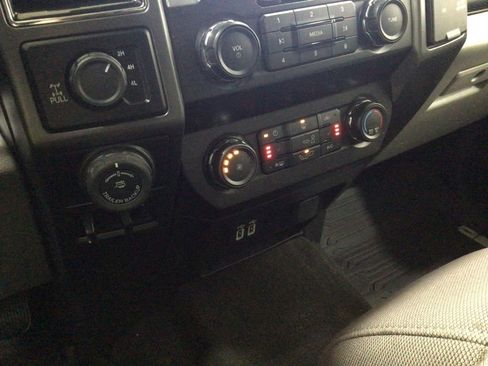 Used 2020 Ford F150 XLT w/ Equipment Group 302A Luxury image 16