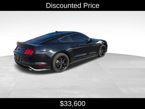 Used 2022 Ford Mustang GT w/ Equipment Group 301A image 3