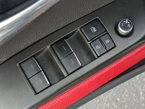 Used 2021 Toyota Camry XSE image 16