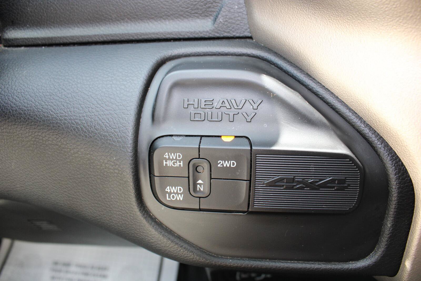 Used 2024 RAM 2500 Laramie w/ Safety Group AWD/4WD image 23
