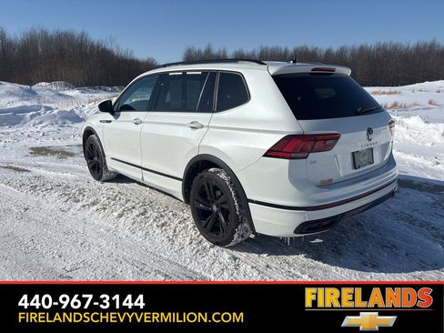 Used 2023 Volkswagen Tiguan SE R-Line image 7