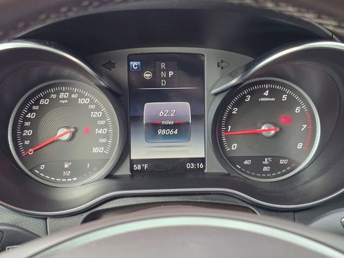 Used 2017 Mercedes-Benz GLC 300 4MATIC image 25