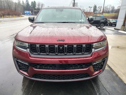 New 2026 Jeep Grand Cherokee Limited AWD/4WD image 3