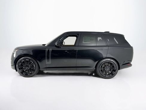 New 2026 Land Rover Range Rover SE AWD/4WD image 2