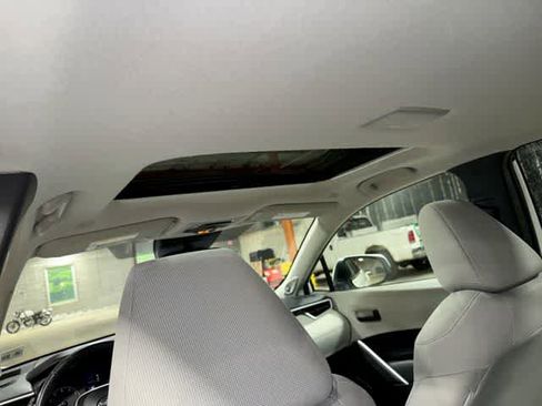 Certified 2024 Toyota Corolla Cross LE w/ Moonroof Package AWD/4WD image 23