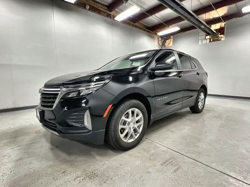 Certified 2024 Chevrolet Equinox LT AWD/4WD image 1