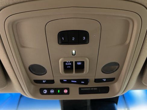 Used 2018 Cadillac XTS Luxury w/ Driver Awareness Package image 25