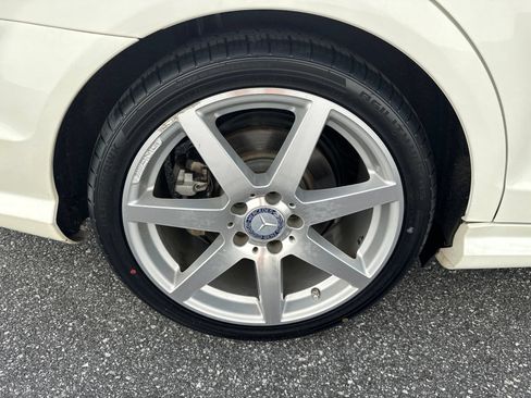 Used 2013 Mercedes-Benz C 350 Sport image 9