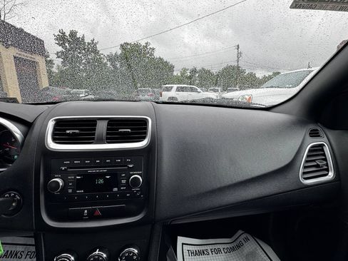 Used 2012 Dodge Avenger SXT FWD image 17