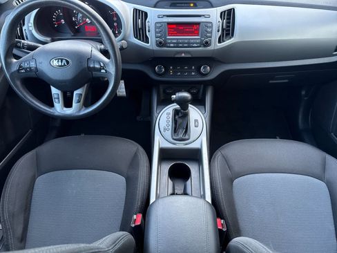 Used 2016 Kia Sportage LX AWD/4WD image 3