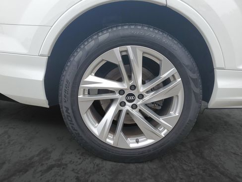 Used 2021 Audi Q7 2.0T Premium Plus w/ Executive Package AWD/4WD image 5