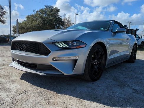 Certified 2020 Ford Mustang Convertible w/ Equipment Group 101A image 8