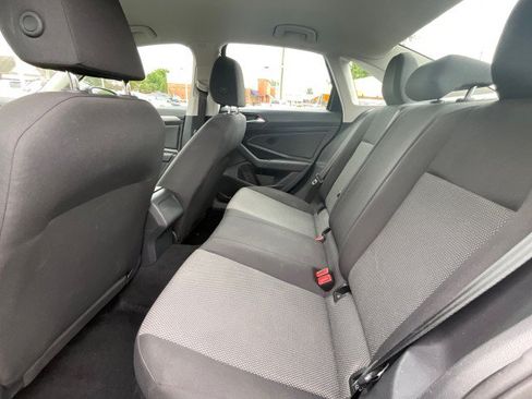 Used 2021 Volkswagen Jetta SE FWD image 25