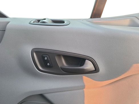 Used 2019 Ford Transit 150 148 Low Roof RWD image 18