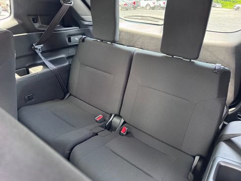 Used 2022 Mitsubishi Outlander ES FWD image 29