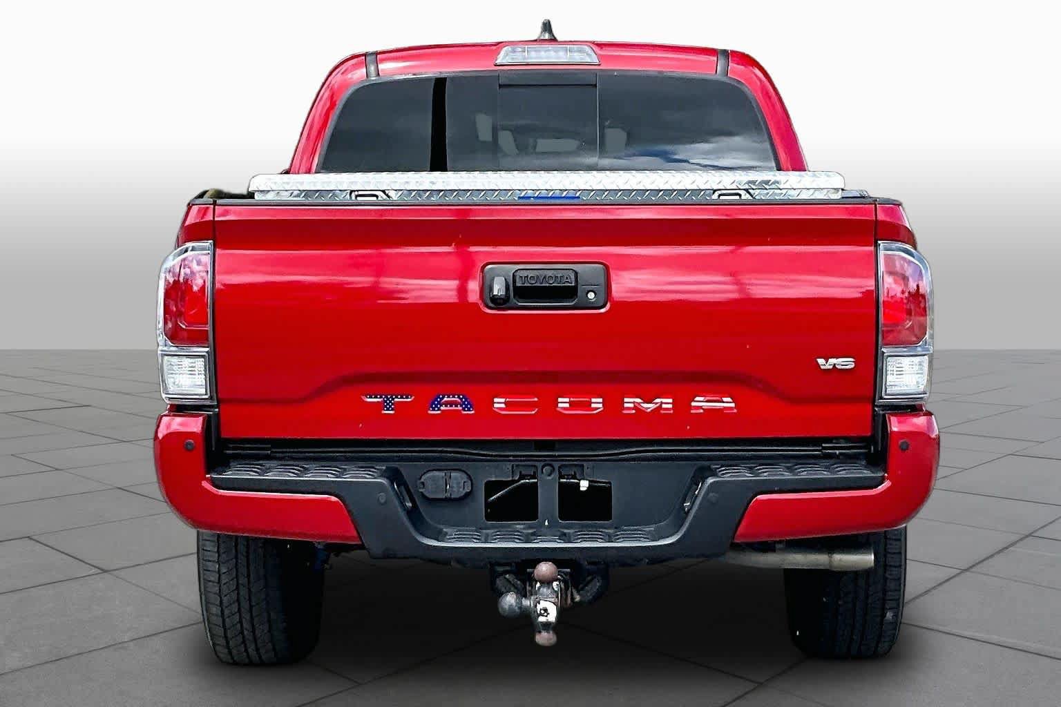 Used 2023 Toyota Tacoma TRD Sport w/ TRD Premium Sport Package RWD image 5