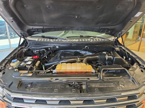 Used 2019 Ford Expedition XLT w/ Equipment Group 202A RWD image 29