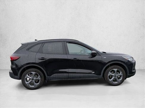 Used 2025 Ford Escape ST-Line image 4