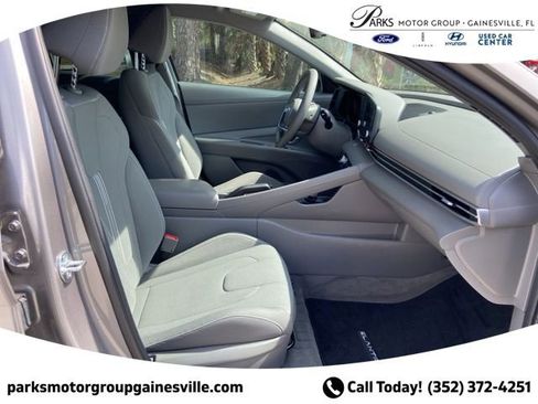 Certified 2023 Hyundai Elantra SEL image 15