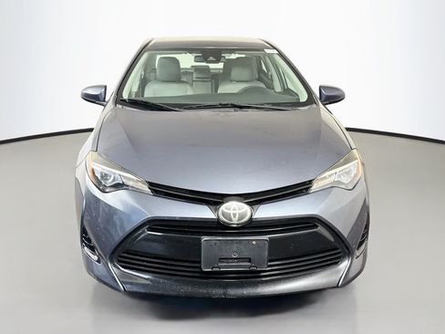 Used 2017 Toyota Corolla LE w/ Carpet Mat Package (TMS) FWD image 2