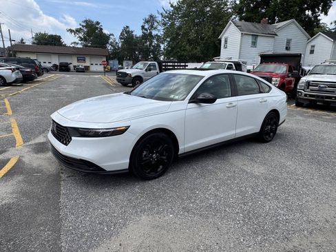 Used 2025 Honda Accord SE image 24