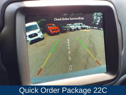 Used 2023 Jeep Renegade Trailhawk AWD/4WD image 3