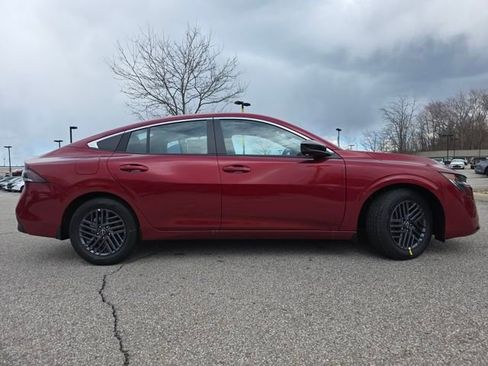 New 2026 Nissan Sentra SV w/ SV Convenience Package FWD image 16