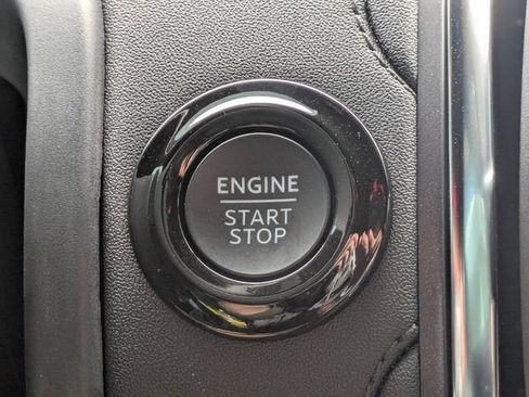 Used 2025 Ford Expedition Tremor AWD/4WD image 35