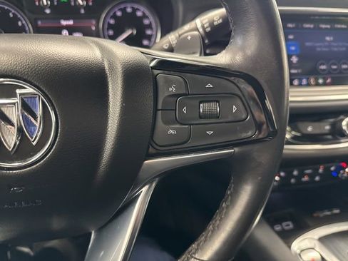 Used 2023 Buick Enclave Essence image 40