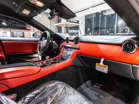 Used 2025 Karma Revero Luxury image 27