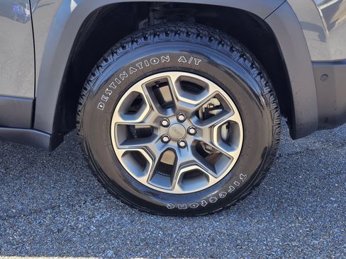 Used 2023 Jeep Cherokee Trailhawk w/ Sun & Sound Group image 6