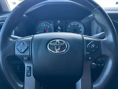 Used 2016 Toyota Tacoma TRD Off-Road w/ Towing Package RWD image 25