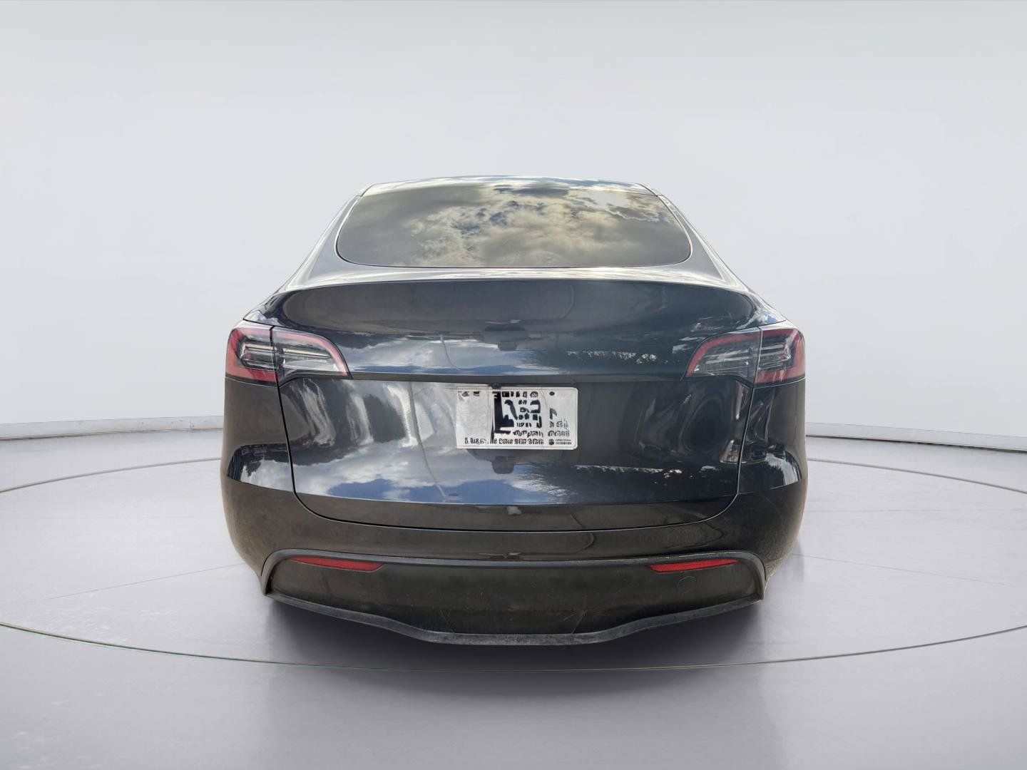 Used 2025 Tesla Model Y Long Range AWD/4WD image 6