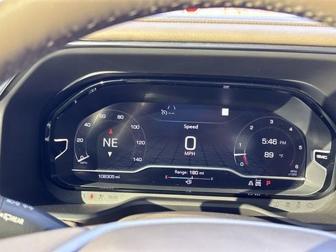 Used 2022 GMC Yukon Denali image 32